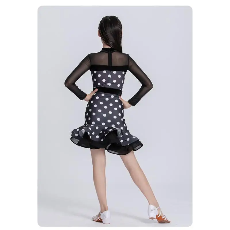 2026 Children's Latin Dance Dress New Art Test Competition Performance Training Skirt Set Latin Dance Clothes
2026 Children's Latin Dance Dress New Art Test Competition Performance Training Skirt Set Latin Dance Clothes