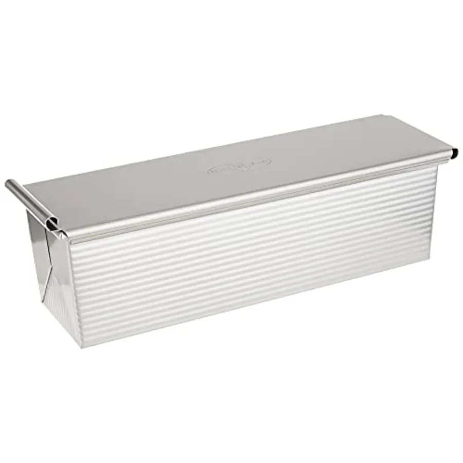 Форма для выпечки хлеба Pullman с крышкой, 13 x 4 дюйма, с антипригарным и быстросъемным покрытием, сделано в США из алюминизированной стали.
Форма для выпечки хлеба Pullman с крышкой, 13 x 4 дюйма, с антипригарным и быстросъемным покрытием, сделано в США из алюминизированной стали.