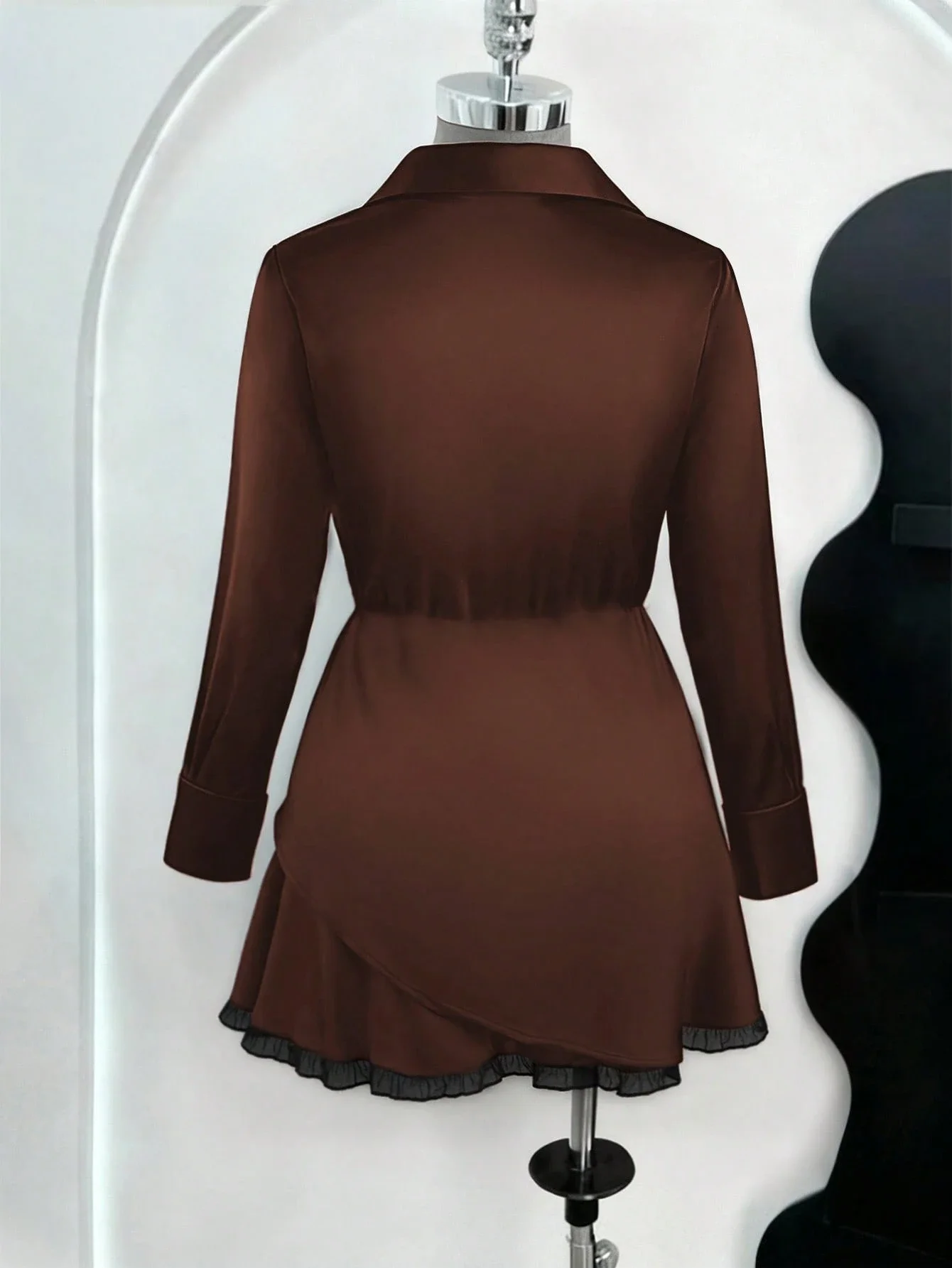 Brown Shirt Collar Long Sleeve A-Line Dress With Ruffle Hem
Brown Shirt Collar Long Sleeve A-Line Dress With Ruffle Hem