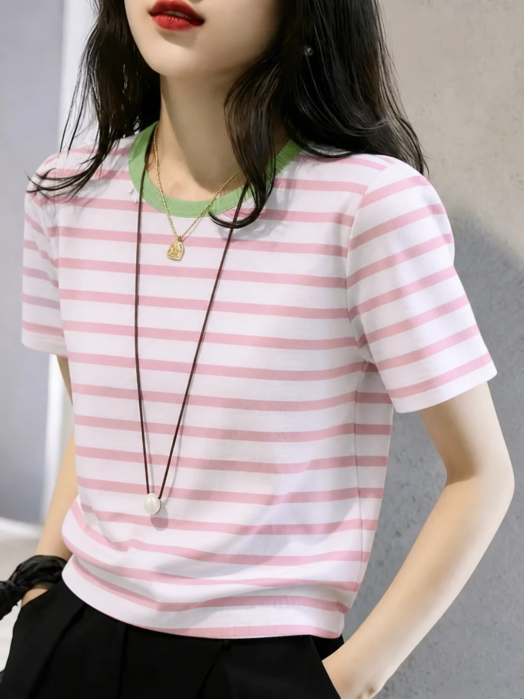 Sweet Style Striped Knit Top Color Block Soft Versatile Fashionable Summer Shirt Charming Beautiful Small Shirt Ladies' Clothing
Sweet Style Striped Knit Top Color Block Soft Versatile Fashionable Summer Shirt Charming Beautiful Small Shirt Ladies' Clothing