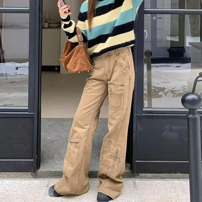 Женские джинсы-клеш в стиле ретро, повседневные, в американском рабочем стиле, свободного кроя, с завышенной талией, из смесового хлопка и полиэстера, весна-осень
Женские джинсы-клеш в стиле ретро, повседневные, в американском рабочем стиле, свободного кроя, с завышенной талией, из смесового хлопка и полиэстера, весна-осень