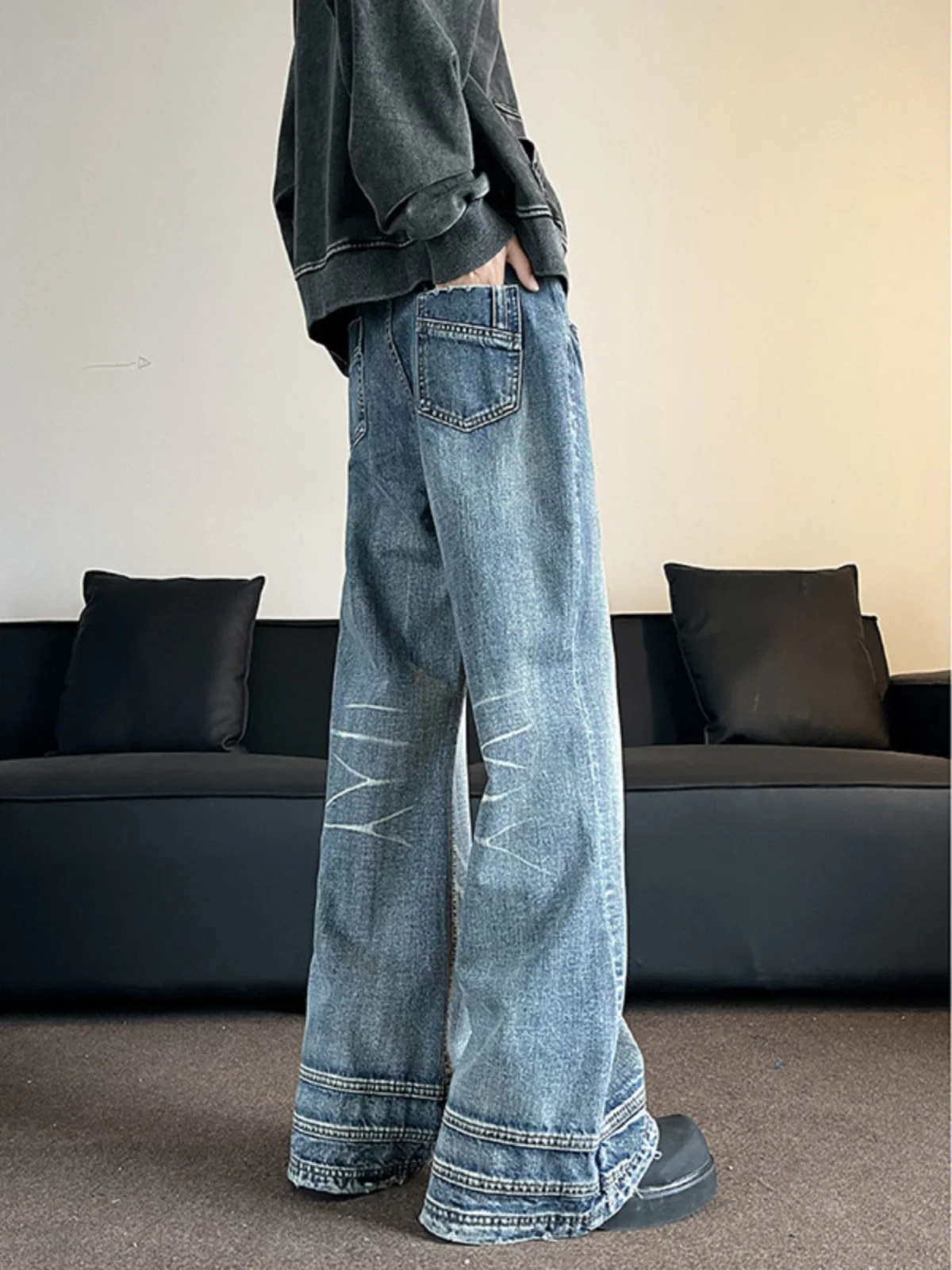 Светло-голубые джинсы с эффектом инверсии, мужские дизайнерские брюки в американском стиле High Street, прямые брюки Cleanfit в пол
Светло-голубые джинсы с эффектом инверсии, мужские дизайнерские брюки в американском стиле High Street, прямые брюки Cleanfit в пол