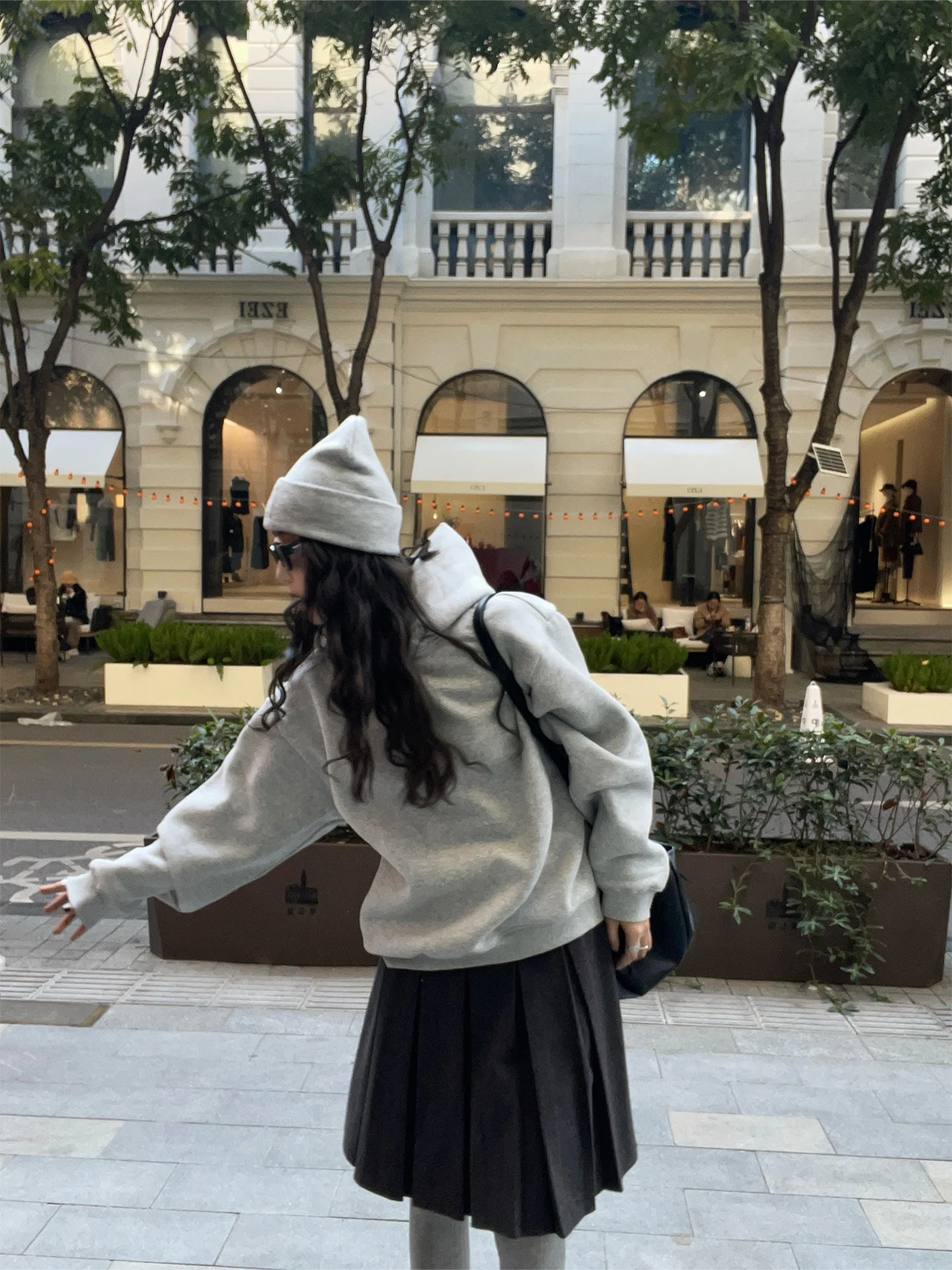 ex Lazy Sle Fce Hoodie Casual Loose Fit Anti-Aging Versatile Outerwear ey Floral Print Comfortable Polyester Blend
ex Lazy Sle Fce Hoodie Casual Loose Fit Anti-Aging Versatile Outerwear ey Floral Print Comfortable Polyester Blend