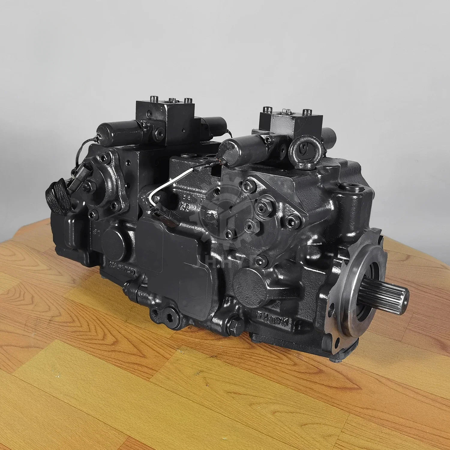 Excavator Parts 720-2M-00071 720-2M-01071 D39EX-22 D39EX Main Pump D39PX Hydraulic Pump
Excavator Parts 720-2M-00071 720-2M-01071 D39EX-22 D39EX Main Pump D39PX Hydraulic Pump