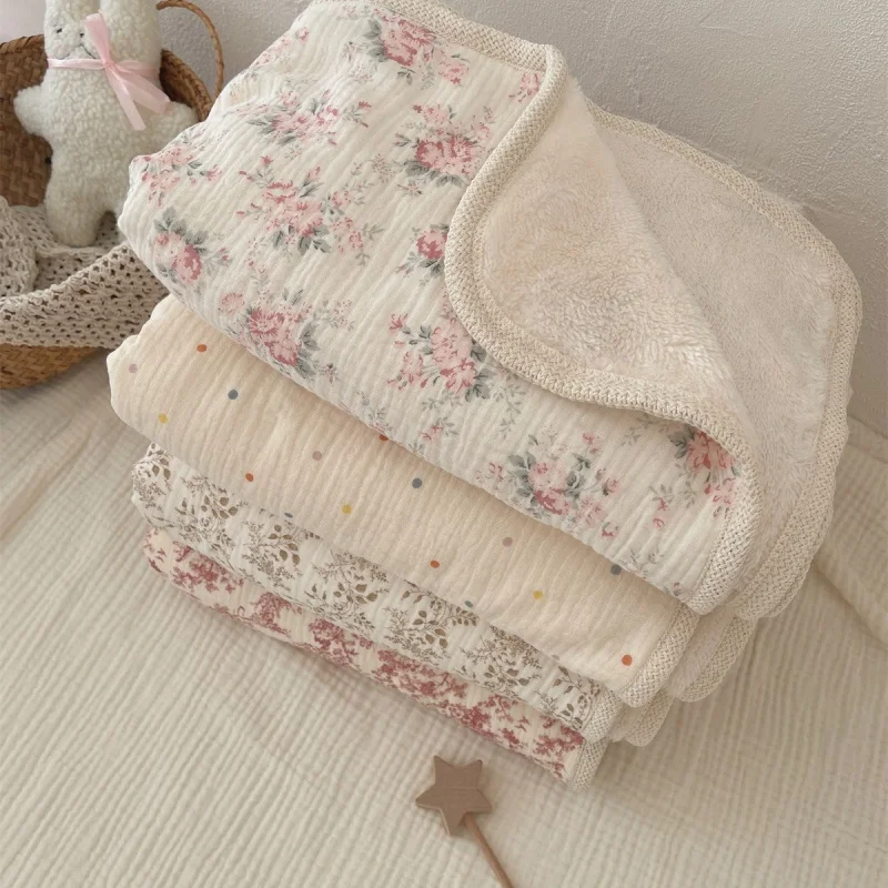 1pc 90*130cm cotton yarn and fleece blanket, double-sided cotton edge blanket, baby cover blanket, holding blanket quilt
1pc 90*130cm cotton yarn and fleece blanket, double-sided cotton edge blanket, baby cover blanket, holding blanket quilt