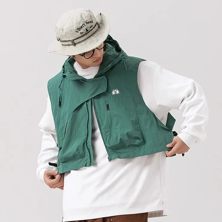 Мужской уличный повседневный жилет с капюшоном, удлиненный, с наплечными подушками, многофункциональный, с множеством карманов, для весны и осени
Мужской уличный повседневный жилет с капюшоном, удлиненный, с наплечными подушками, многофункциональный, с множеством карманов, для весны и осени