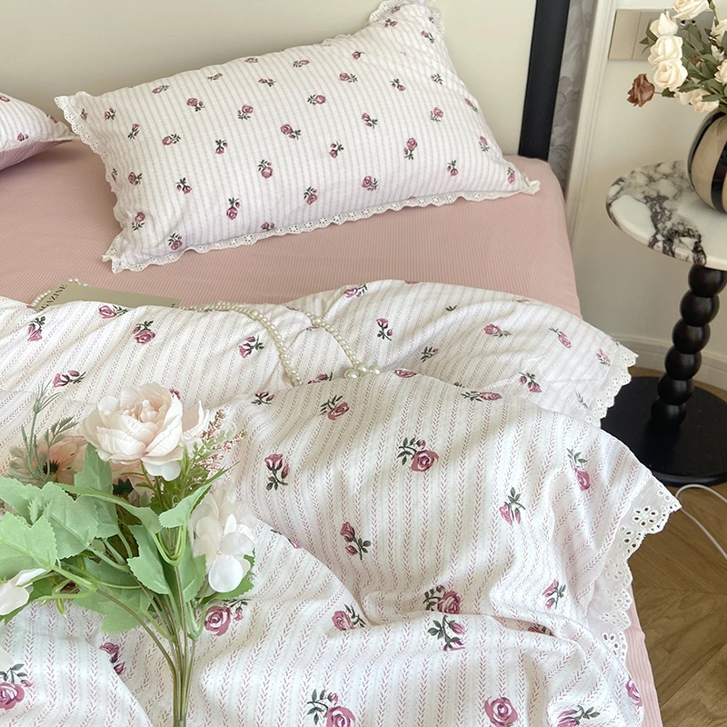 Princess Floral Bedding Set Lace Trim Rose Elegant Romantic For Women Girl Flat Fitted Sheet With Pillowcases Soft Washed Cotton
Princess Floral Bedding Set Lace Trim Rose Elegant Romantic For Women Girl Flat Fitted Sheet With Pillowcases Soft Washed Cotton