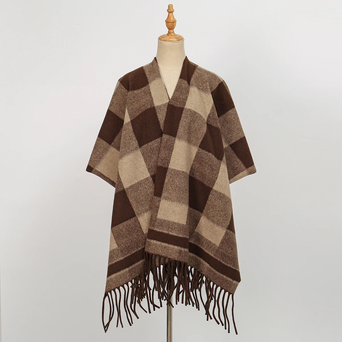 Женская дорожная клетчатая шаль, открытые толстые свитера из пашмины для женщин, вязаный кардиган для женщин, мягкий вязаный свитер, кардиган
Женская дорожная клетчатая шаль, открытые толстые свитера из пашмины для женщин, вязаный кардиган для женщин, мягкий вязаный свитер, кардиган