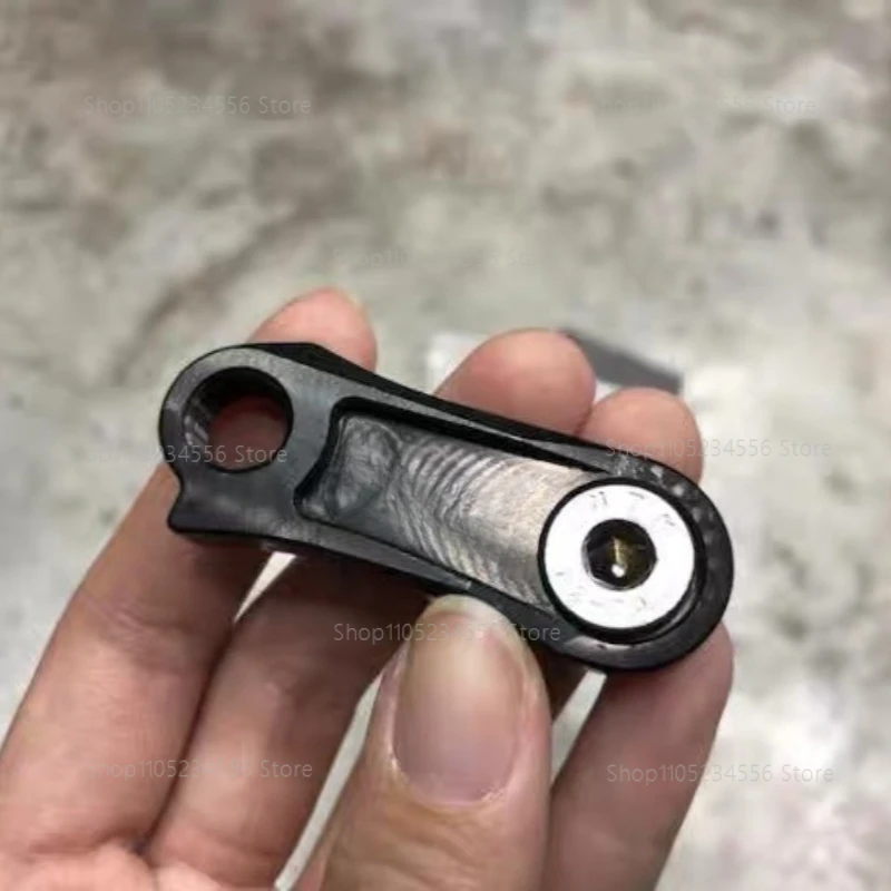 Extended tail hook road car single disc R9100 R8000