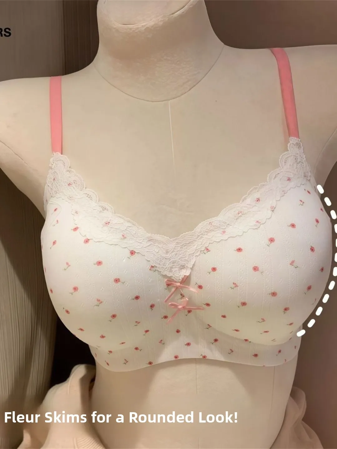Floral Print Seamless Women's Underwear Thin Comfortable Sweet Style No Steel Ring Bra Top Gathered for Small Breasts
Floral Print Seamless Women's Underwear Thin Comfortable Sweet Style No Steel Ring Bra Top Gathered for Small Breasts