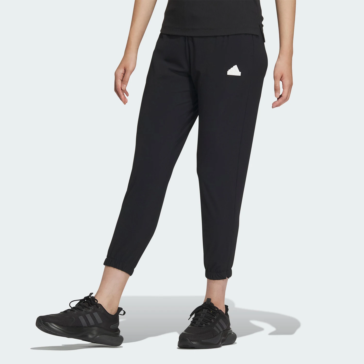 Adidas Authentic Sun Protection UPF50+ Cuffed Women's Sports Casual Pants IT4348
Adidas Authentic Sun Protection UPF50+ Cuffed Women's Sports Casual Pants IT4348