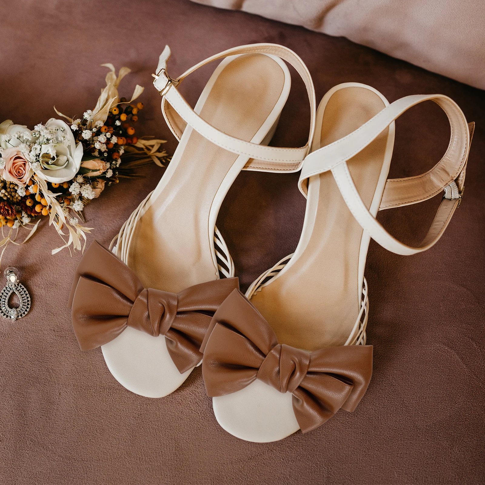 Shoe Flower Jewelry Clip on Embellishments for Shoes Bows Decorative Buckle Pu Clips
Shoe Flower Jewelry Clip on Embellishments for Shoes Bows Decorative Buckle Pu Clips