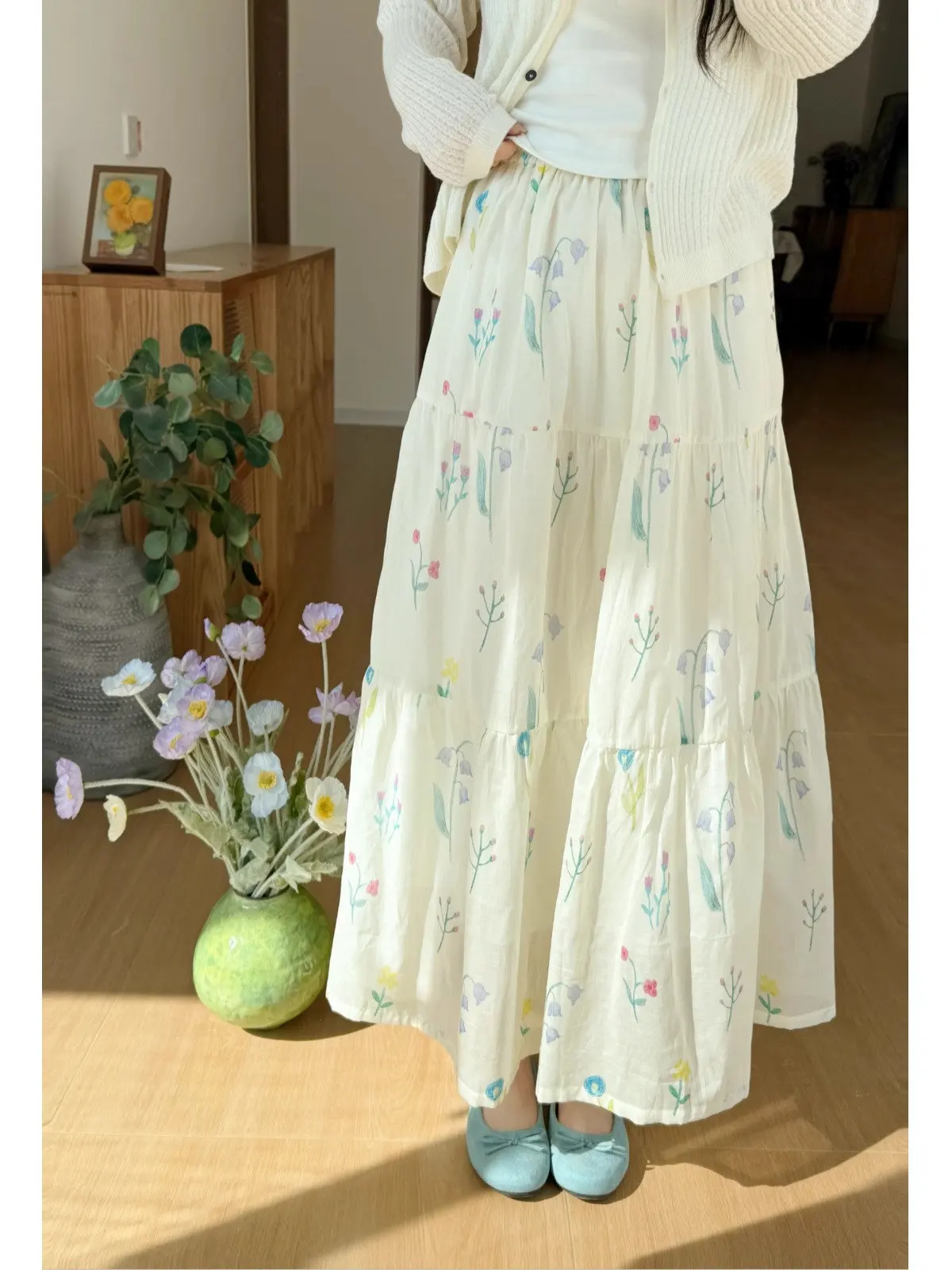 Hand-Painted Cotton Bellflower A-Line Slimming Cake Skirt Midi Length f Skirt High Waist Loose Fit Summer Season Long Skirt
Hand-Painted Cotton Bellflower A-Line Slimming Cake Skirt Midi Length f Skirt High Waist Loose Fit Summer Season Long Skirt