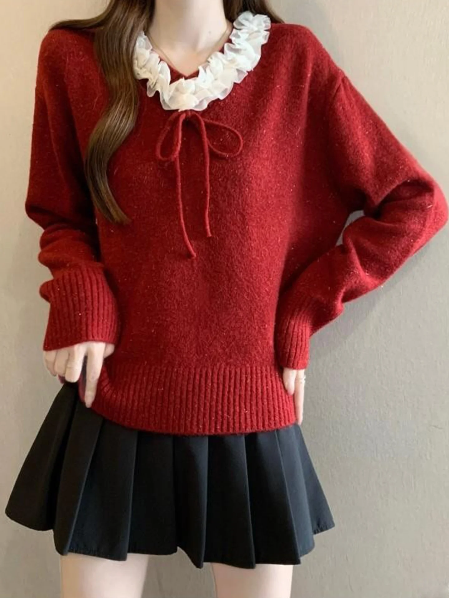 Женский свитер Ele Red Lace V-Ne с V-образным вырезом, осенне-зимний, больших размеров, элегантный вязаный топ свободного кроя с длинными рукавами для повседневной носки
Женский свитер Ele Red Lace V-Ne с V-образным вырезом, осенне-зимний, больших размеров, элегантный вязаный топ свободного кроя с длинными рукавами для повседневной носки