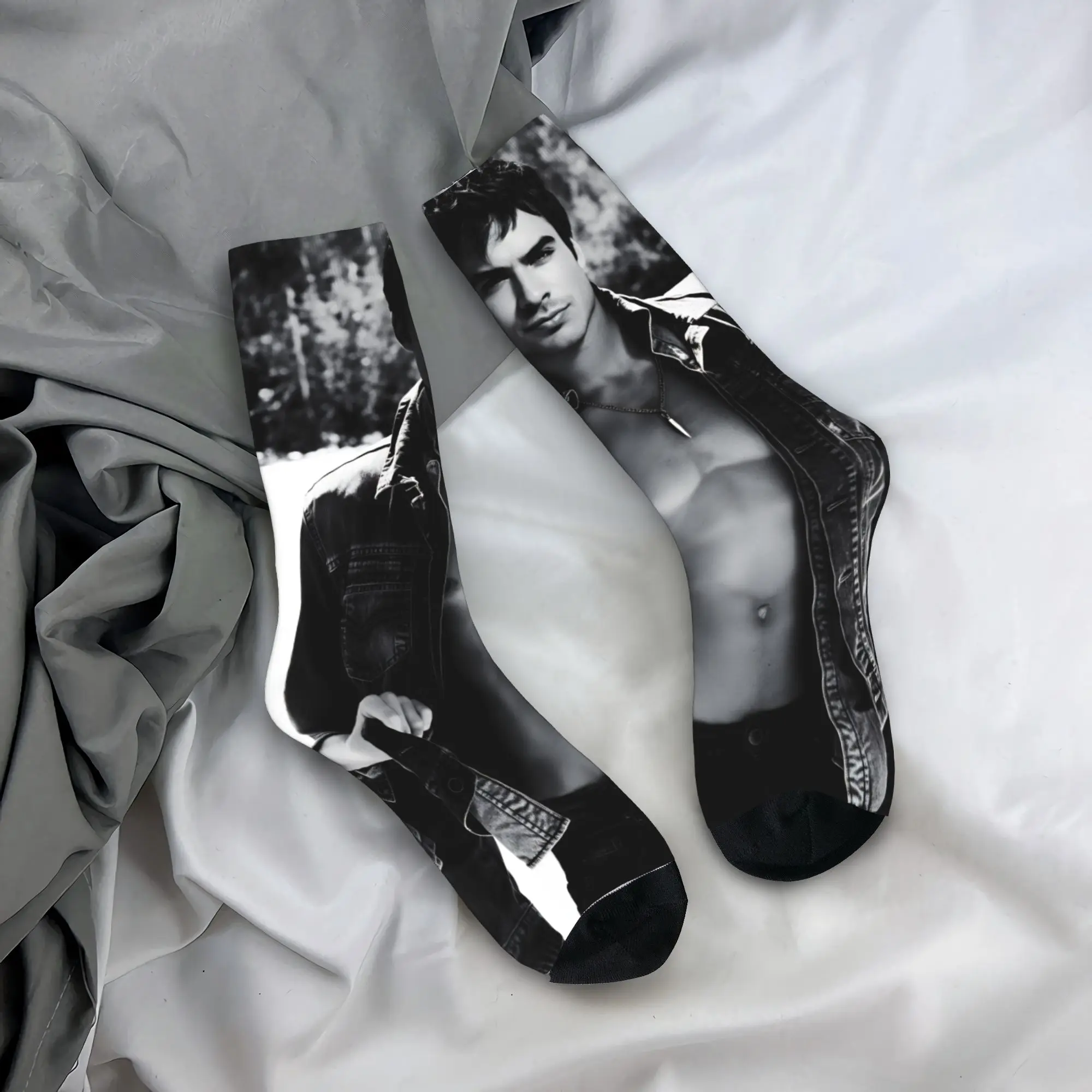 Носки Damon Salvatore, нескользящие носки, мужские удобные носки для скейтбординга, осенние носки с графическим рисунком для отдыха
Носки Damon Salvatore, нескользящие носки, мужские удобные носки для скейтбординга, осенние носки с графическим рисунком для отдыха