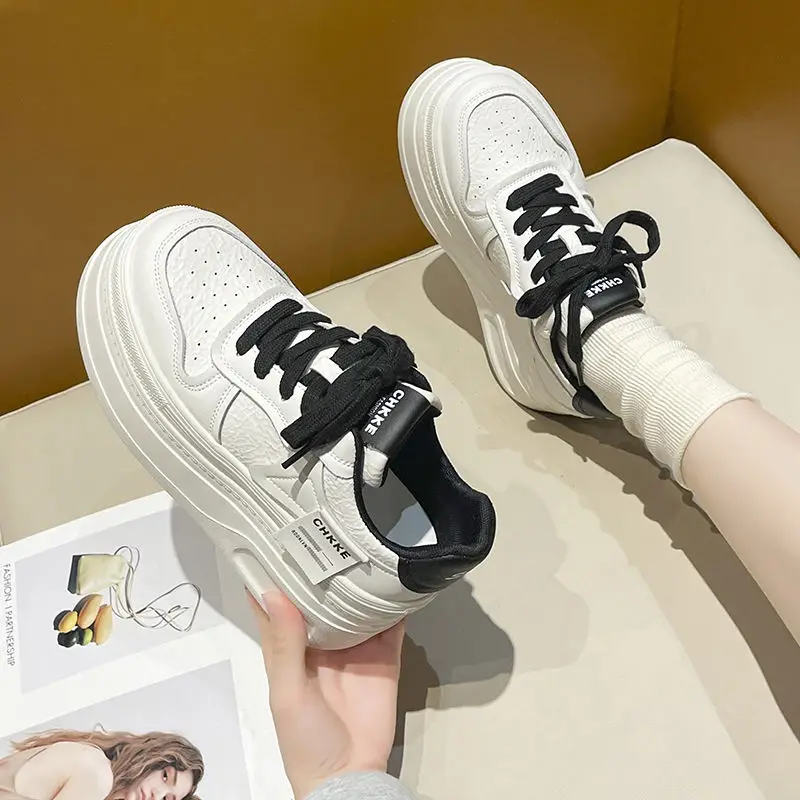Women Platform Sneakers Personalized Design Casual Outdoor Shoes Comfortable Lace Up Running Sneakers High Quality Sports Shoes
Women Platform Sneakers Personalized Design Casual Outdoor Shoes Comfortable Lace Up Running Sneakers High Quality Sports Shoes