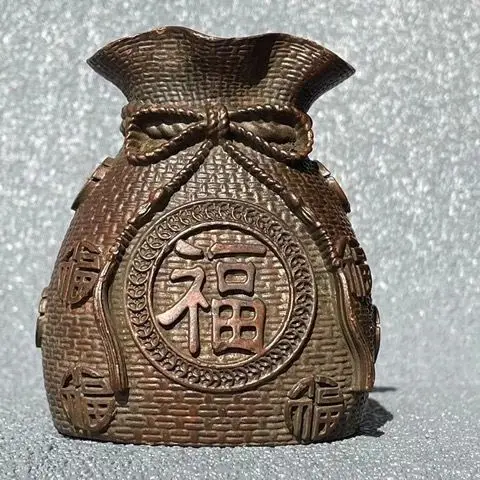 Retro copper piggy bank ornament, gold bag to attract wealth and treasure, lucky bag to save money, home furnishing, living room
Retro copper piggy bank ornament, gold bag to attract wealth and treasure, lucky bag to save money, home furnishing, living room