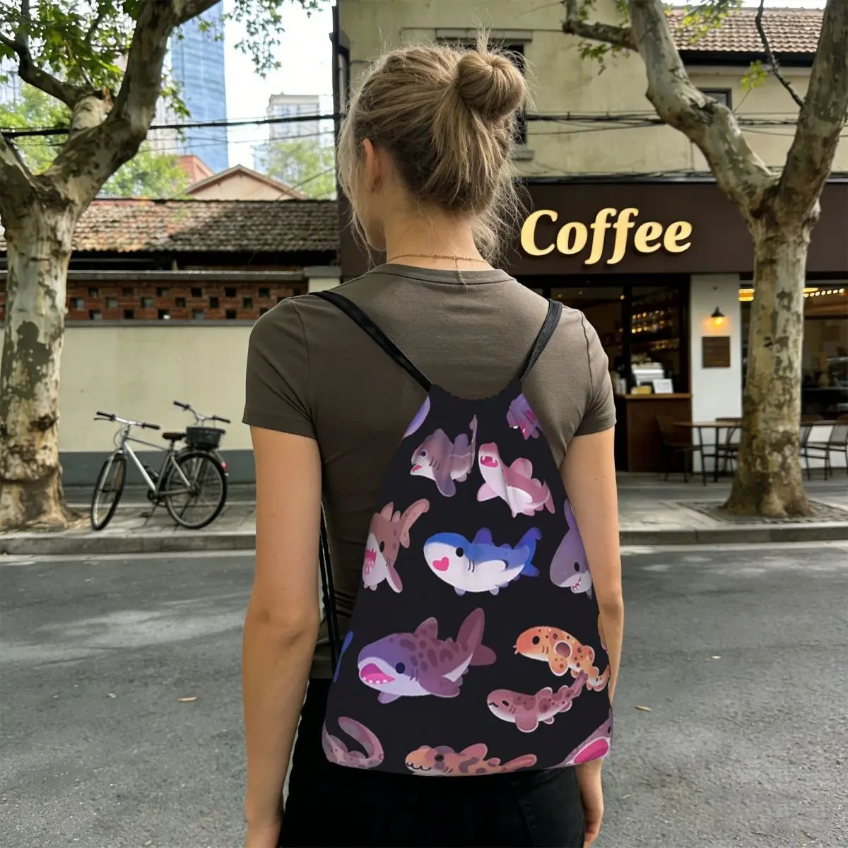 Colorful Cartoon Shark Pattern Backpacks Portable Drawstring Bags Storage Bag Book Bags for Travel School
Colorful Cartoon Shark Pattern Backpacks Portable Drawstring Bags Storage Bag Book Bags for Travel School