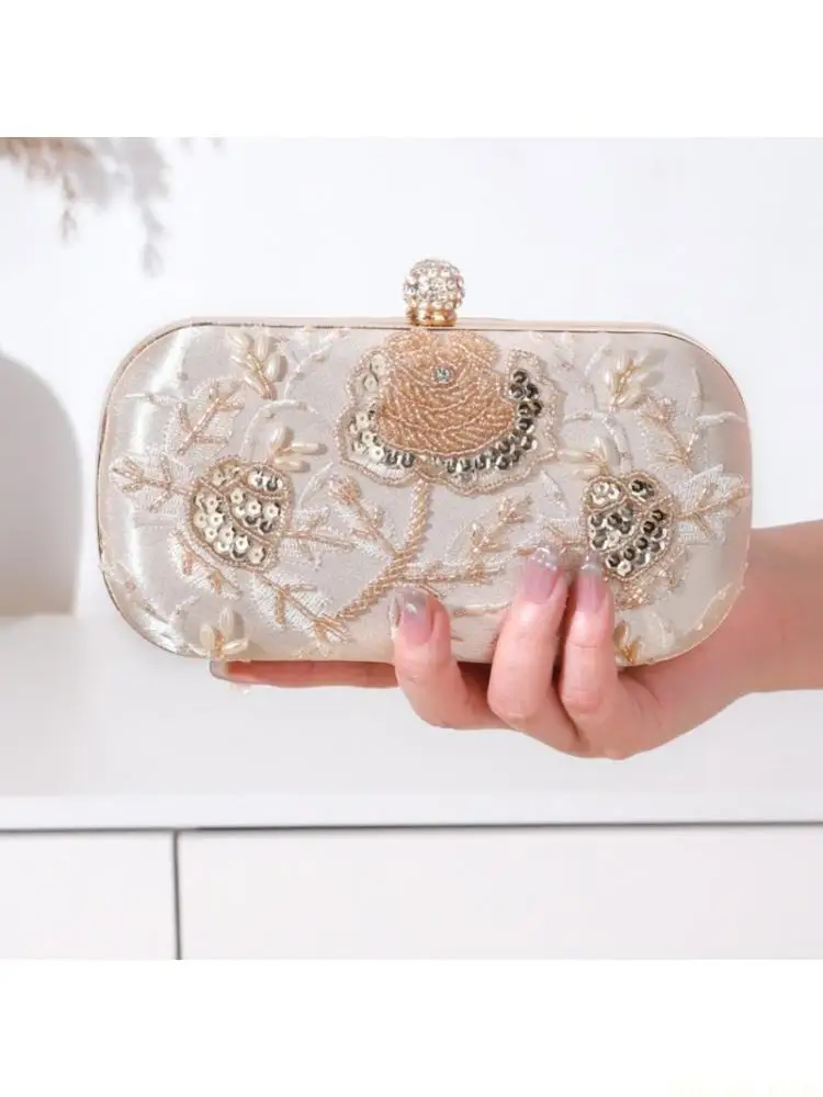 X90D Elegant Floral Embroidered Beaded Bag Evening Bag For Women Lightweight Polyester Multipurpose Shoulder Handbag
X90D Elegant Floral Embroidered Beaded Bag Evening Bag For Women Lightweight Polyester Multipurpose Shoulder Handbag
