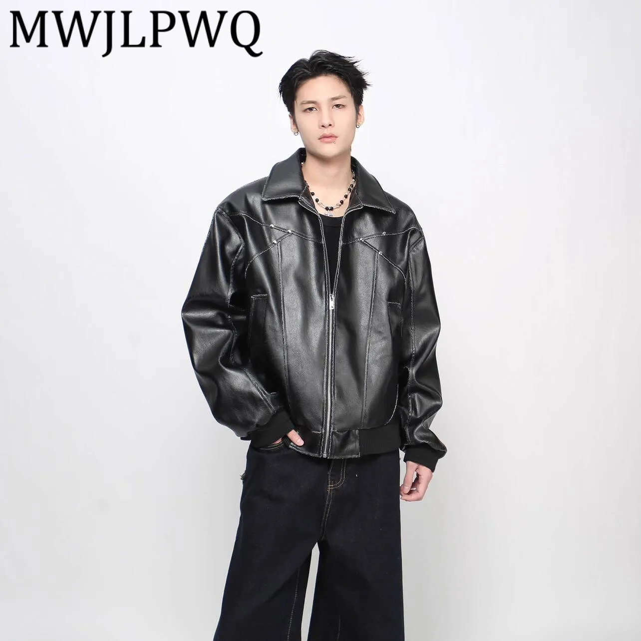 MWJLPWQ High-End Deconstructed Patchwork PU Leather Lapel Jacket Men's Street American Autumn Trendy American Style Coat 21155
MWJLPWQ High-End Deconstructed Patchwork PU Leather Lapel Jacket Men's Street American Autumn Trendy American Style Coat 21155