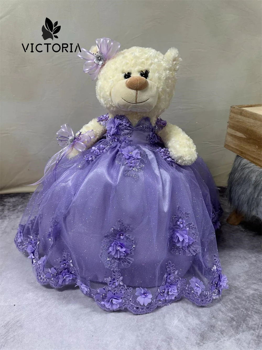 Graceful Purple Personalized Quinceanera Teddy Bear Dress Beaded Floral Appliques Quince Bear Osito de Quinceanera Sixteen Gifts
Graceful Purple Personalized Quinceanera Teddy Bear Dress Beaded Floral Appliques Quince Bear Osito de Quinceanera Sixteen Gifts