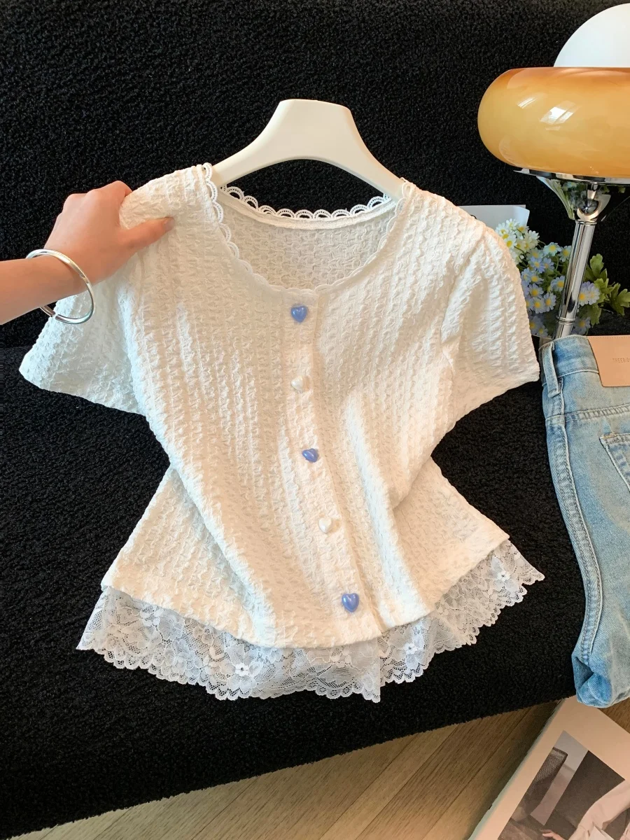 Lace Splice Short Sleeve T-Shirt Women's Summer New Elegant Unique Beautiful Single Button Open Cardigan Top Daily Wear Slim ...
Lace Splice Short Sleeve T-Shirt Women's Summer New Elegant Unique Beautiful Single Button Open Cardigan Top Daily Wear Slim ...