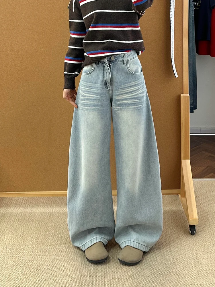 High Waist Embroidered Denim Pants Women's Loose Wide Leg Jeans Casual Floor Length American Style Retro Pocket Design
High Waist Embroidered Denim Pants Women's Loose Wide Leg Jeans Casual Floor Length American Style Retro Pocket Design