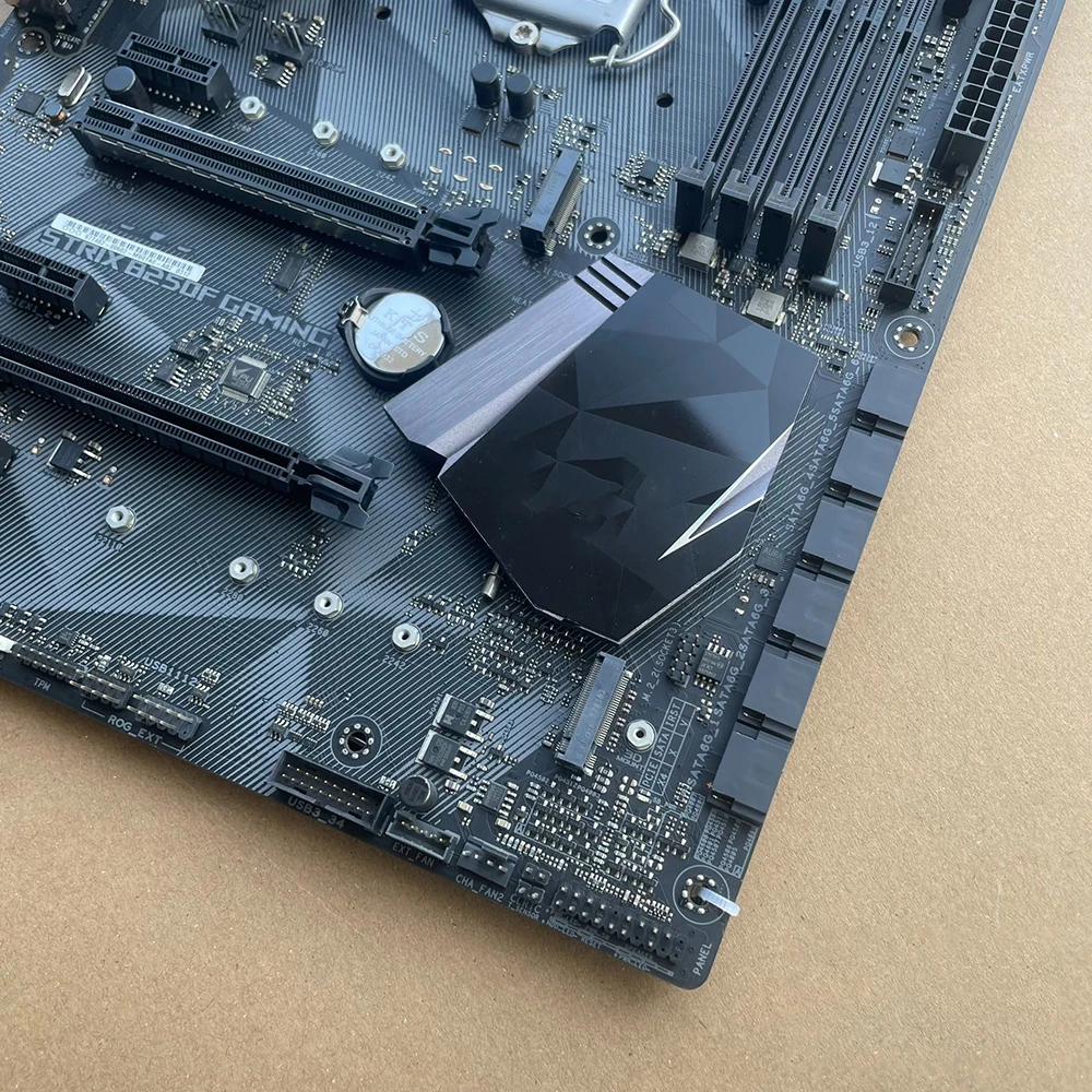 For A-s-u-s ROG STRIX B250H GAMING desktop 1151 computer DDR4 motherboard ROG STRIX B250F GAMING
For A-s-u-s ROG STRIX B250H GAMING desktop 1151 computer DDR4 motherboard ROG STRIX B250F GAMING
