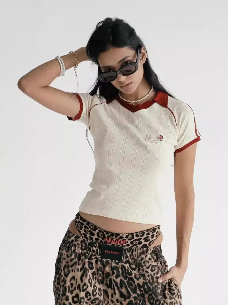 Ретро американский цвет Blo Collar ort Sve T irt Женский топ в полоску для похудения Модное волокно из полиэстера Moisture ng
Ретро американский цвет Blo Collar ort Sve T irt Женский топ в полоску для похудения Модное волокно из полиэстера Moisture ng