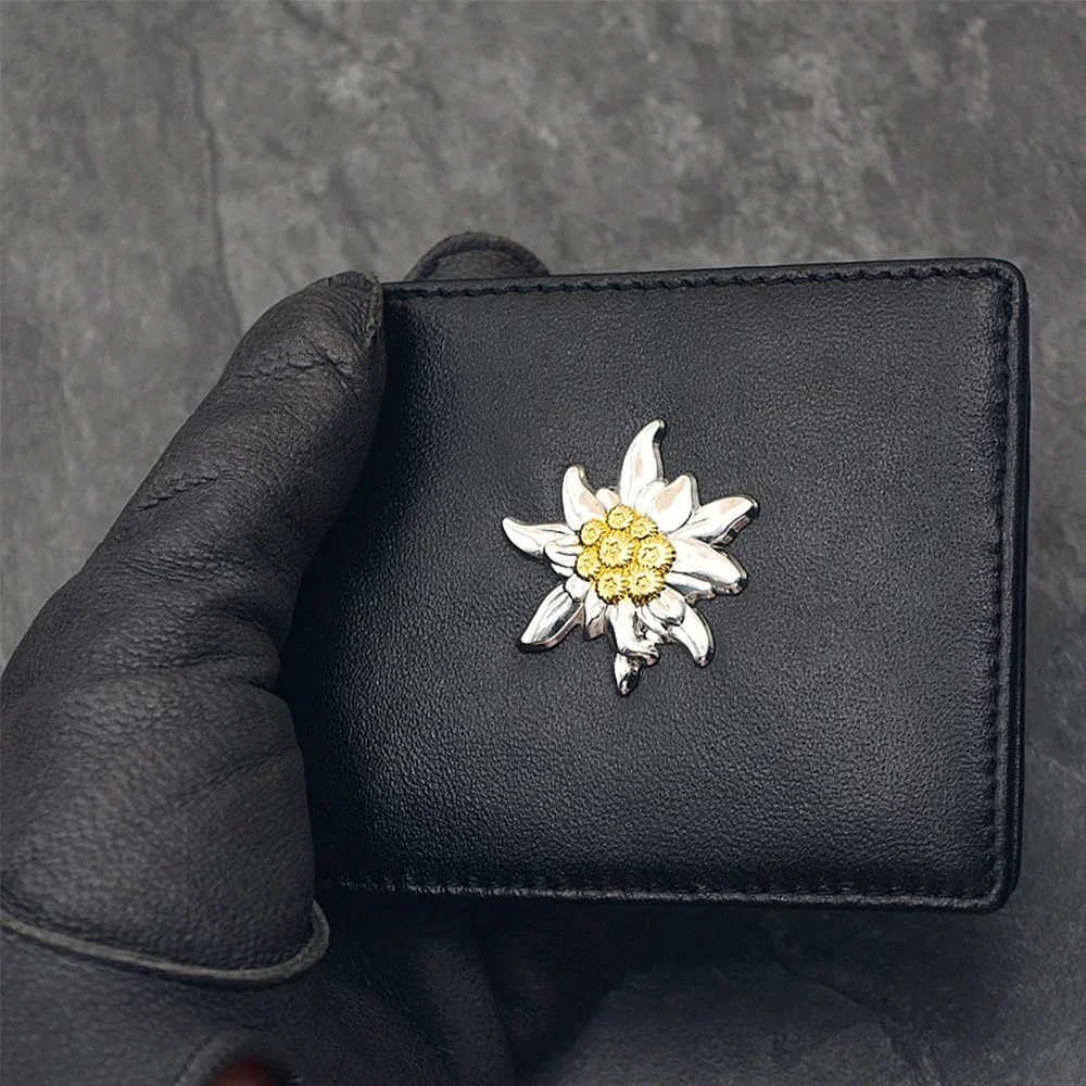 Exquisite Goatskin Men’s Wallets GERMANY Edelweiss Insignia Leather Passport Cover Card Holder Purses
Exquisite Goatskin Men’s Wallets GERMANY Edelweiss Insignia Leather Passport Cover Card Holder Purses
