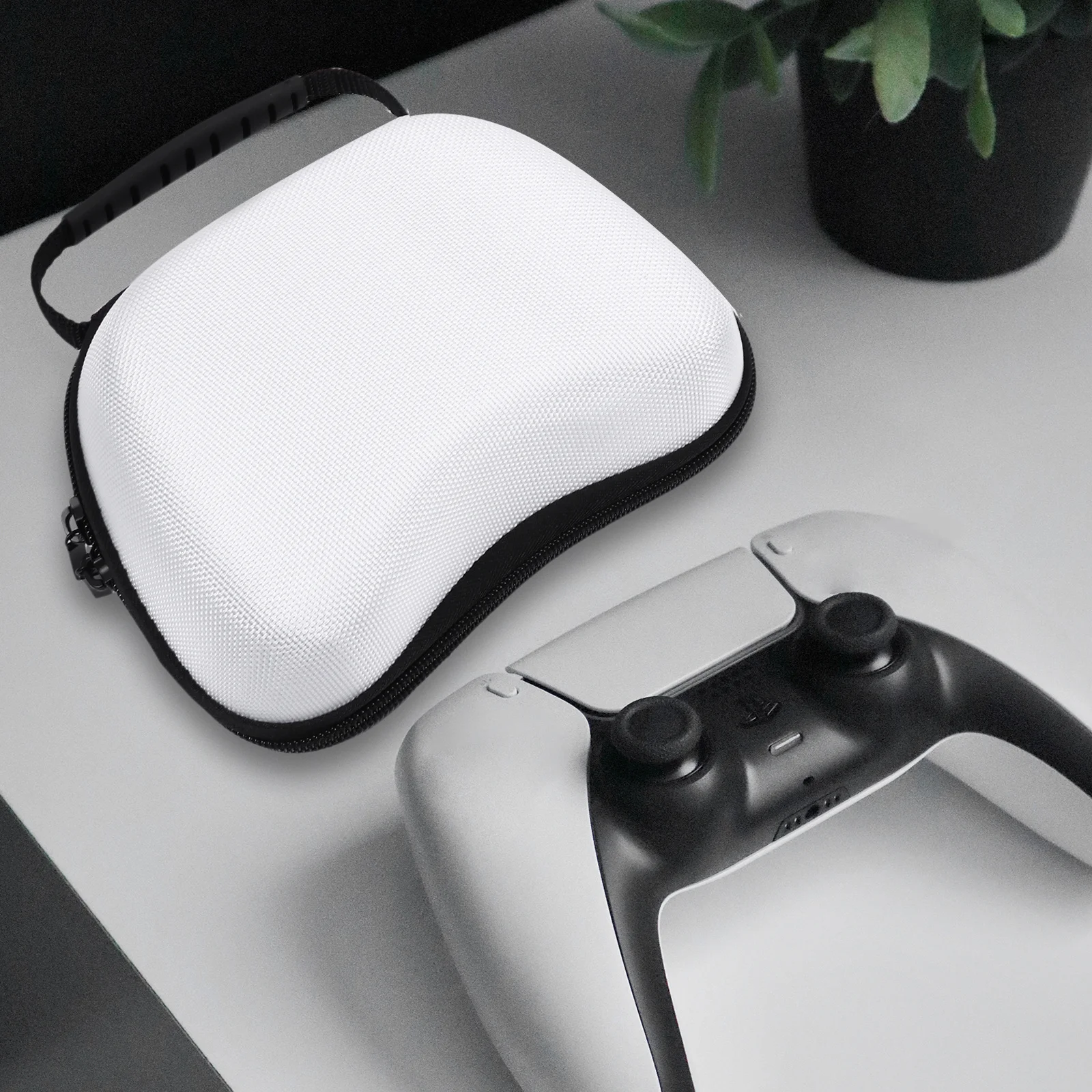 Game Handle Storage Bag Modern Simple Design High Quality Materials Long Service Life Lightweight Easy Carry Case for Handle
Game Handle Storage Bag Modern Simple Design High Quality Materials Long Service Life Lightweight Easy Carry Case for Handle