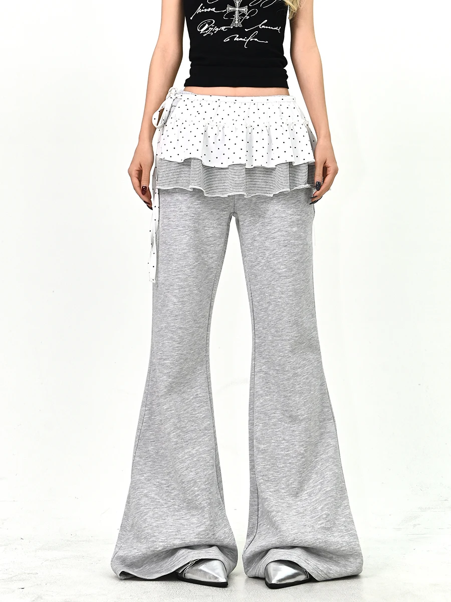 Повседневные расклешенные брюки в стиле пэчворк для женщин, весна 2026, новинка, корейский уличный стиль, плиссированный подол, широкие штанины, застежка на пуговицах на талии
Повседневные расклешенные брюки в стиле пэчворк для женщин, весна 2026, новинка, корейский уличный стиль, плиссированный подол, широкие штанины, застежка на пуговицах на талии