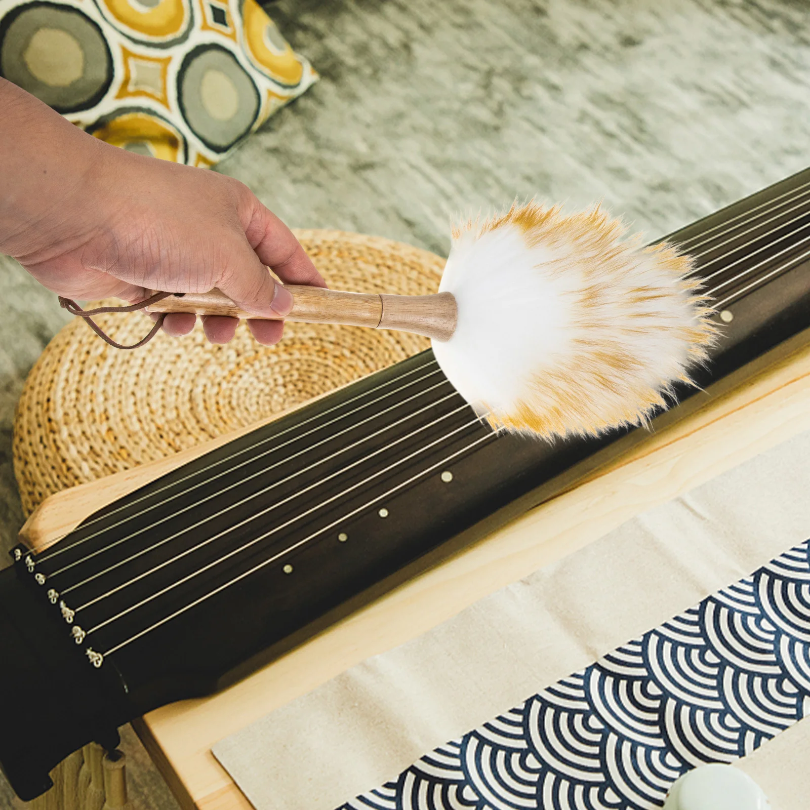 Guzheng Cleaning Brush Guitar Dulcimer Dust Removal Tool Durable Wooden Handle Small Size Easy Carry Instrument Cleaning
Guzheng Cleaning Brush Guitar Dulcimer Dust Removal Tool Durable Wooden Handle Small Size Easy Carry Instrument Cleaning