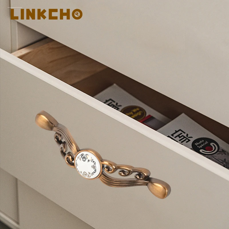 Classical Bronze Cabinet Pulls Vintage Ceramic Drawer Handles European Luxury Furniture Door Knobs Elegant Hardware Accessories
Classical Bronze Cabinet Pulls Vintage Ceramic Drawer Handles European Luxury Furniture Door Knobs Elegant Hardware Accessories