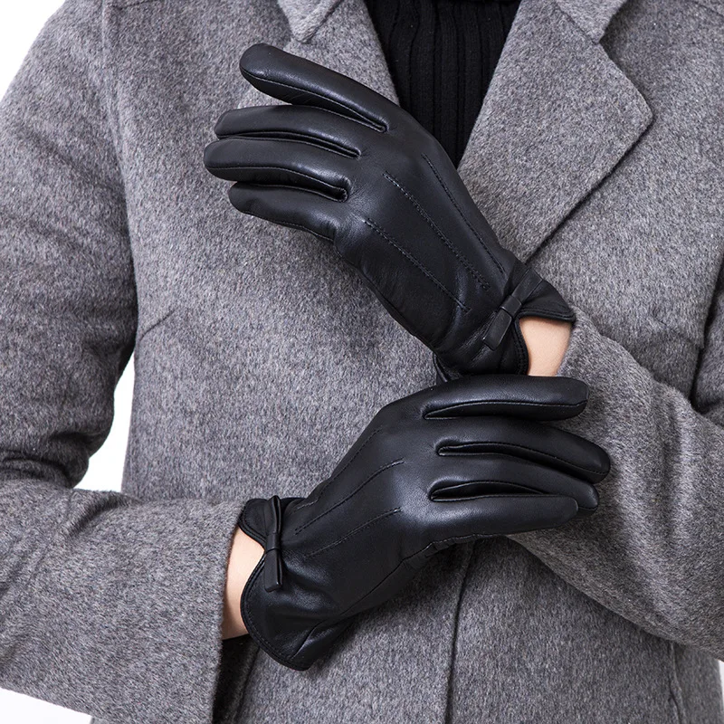 Leather Gloves Thickened Warm Women's Sheepskin Gloves Winte Cycling Sports Equipment
Leather Gloves Thickened Warm Women's Sheepskin Gloves Winte Cycling Sports Equipment