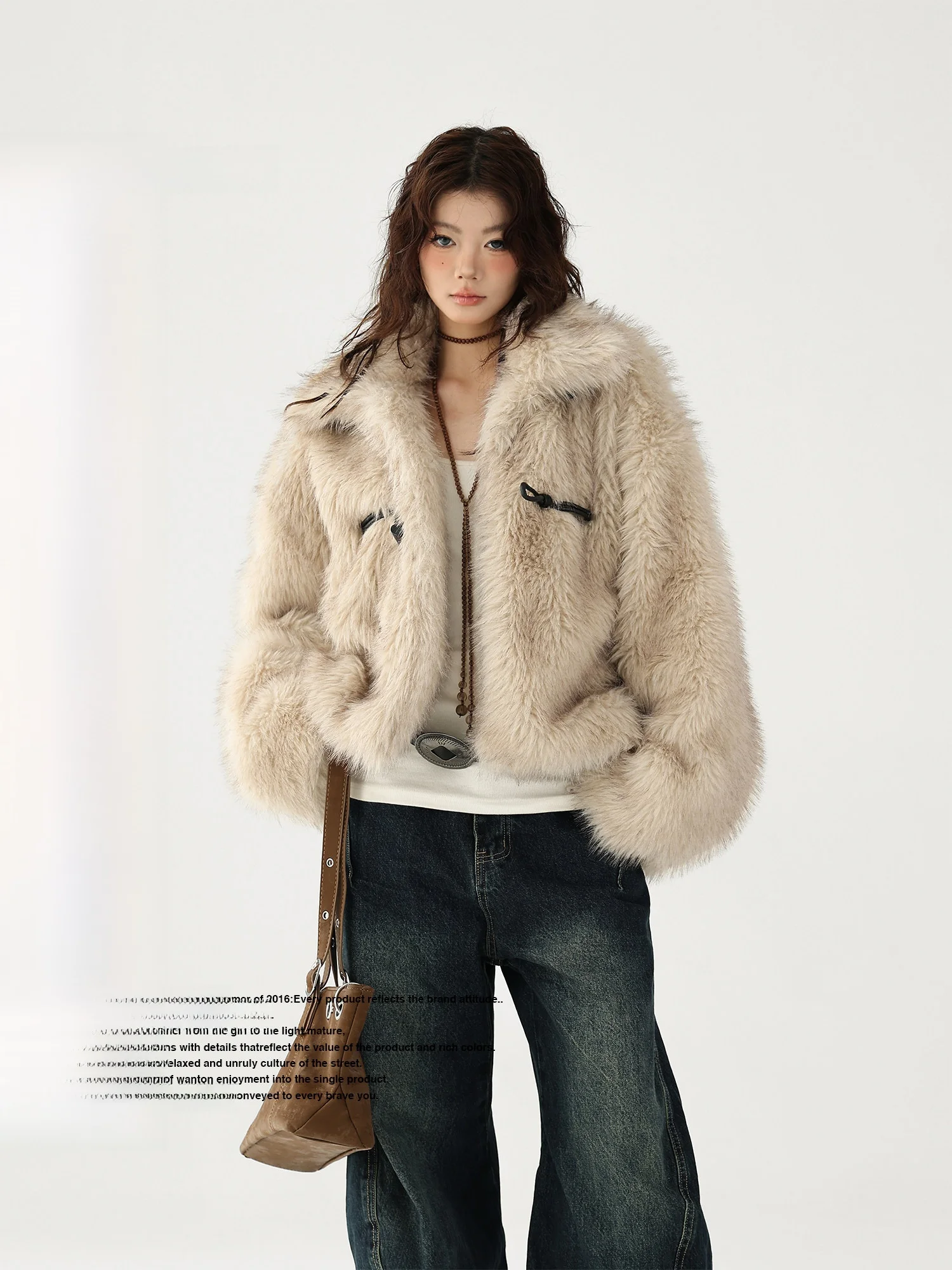 Ele ort Sle Faux Fur Jaet Inteated Leather And Fur Flip Collar Button Closure Eco Friendly Women's Outerwear Coat
Ele ort Sle Faux Fur Jaet Inteated Leather And Fur Flip Collar Button Closure Eco Friendly Women's Outerwear Coat