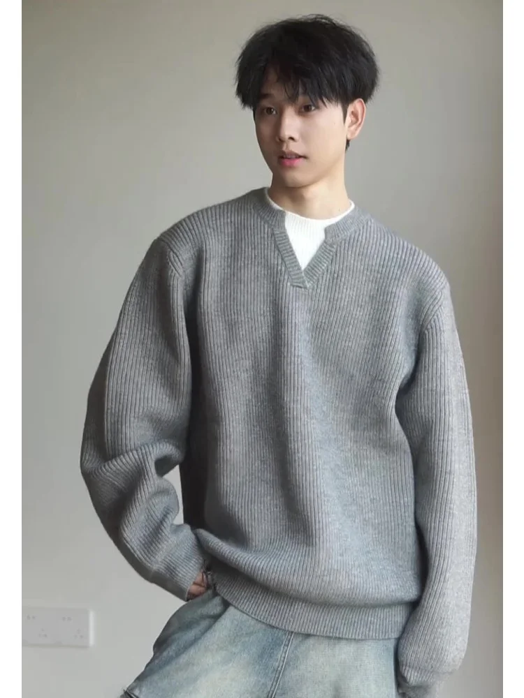 Мужской вязаный свитер с V-образным вырезом и длинными рукавами в американском стиле, базовый слой, приталенный крой, стандартная длина, осенняя мода
Мужской вязаный свитер с V-образным вырезом и длинными рукавами в американском стиле, базовый слой, приталенный крой, стандартная длина, осенняя мода