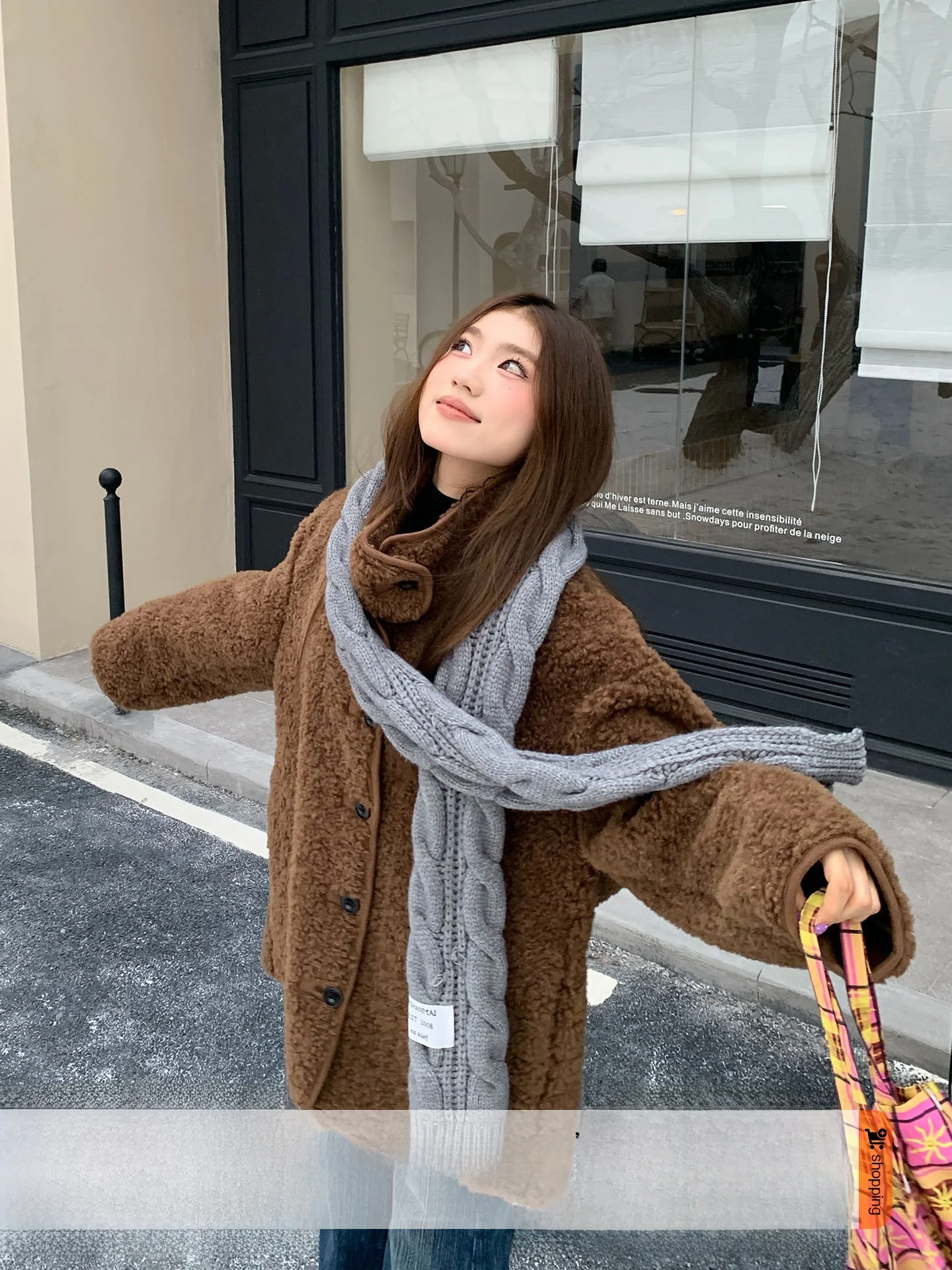 Limited Time Orange Tree in Korea Sle Women's Long Soft Coat with Buttoned Collar in Winter Season Polyester Material
Limited Time Orange Tree in Korea Sle Women's Long Soft Coat with Buttoned Collar in Winter Season Polyester Material