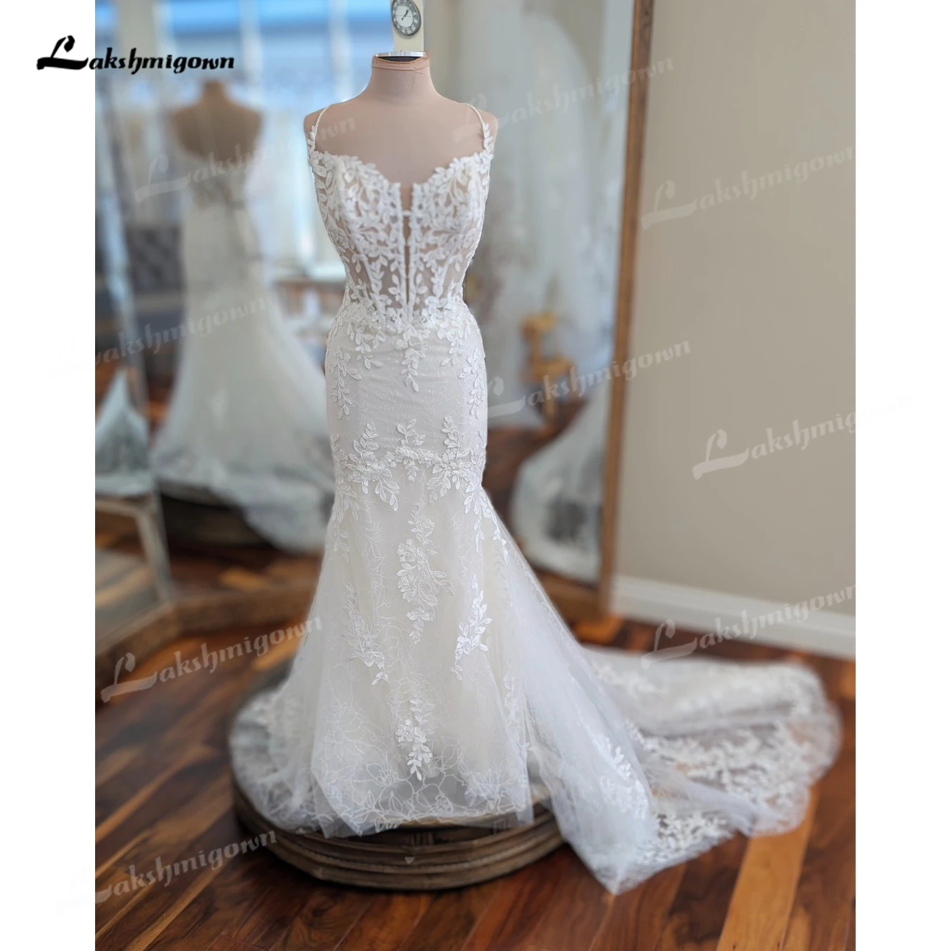 Elegant Spaghetti Strap Mermaid Wedding Dress 2026 Sweetheart Neck Lace Applique Wedding Gown Vestidos Para Mujer Customized
Elegant Spaghetti Strap Mermaid Wedding Dress 2026 Sweetheart Neck Lace Applique Wedding Gown Vestidos Para Mujer Customized