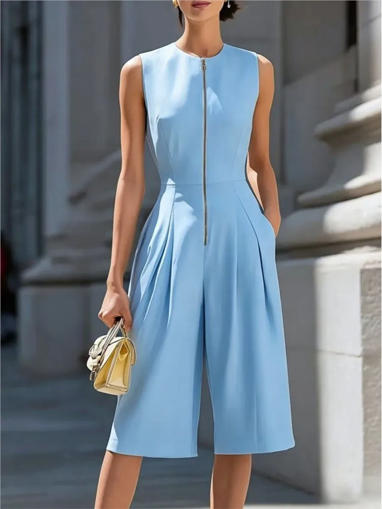 Women New Solid Color Zippered Round Neck Sleeveless Slim Wide Leg Jumpsuit Summer Elegant Pocket Folds Cropped Pants Playsuit
Women New Solid Color Zippered Round Neck Sleeveless Slim Wide Leg Jumpsuit Summer Elegant Pocket Folds Cropped Pants Playsuit