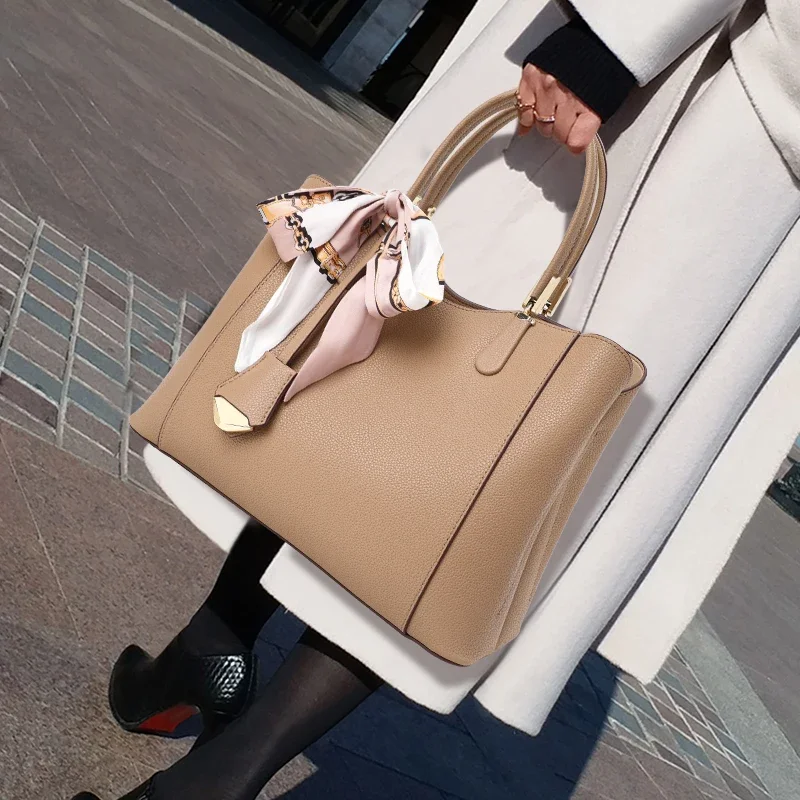 100% genuine cowhiBolso mano gran y alta gama para mujer, bolso piel vaca para mamá, novedad 2024
100% genuine cowhiBolso mano gran y alta gama para mujer, bolso piel vaca para mamá, novedad 2024
