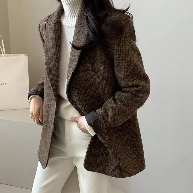 Spring and autumn 2026 new solid color wool suit jacket Women's Blazer Office Lady Female Top Suit Jackets Outerwears
Spring and autumn 2026 new solid color wool suit jacket Women's Blazer Office Lady Female Top Suit Jackets Outerwears