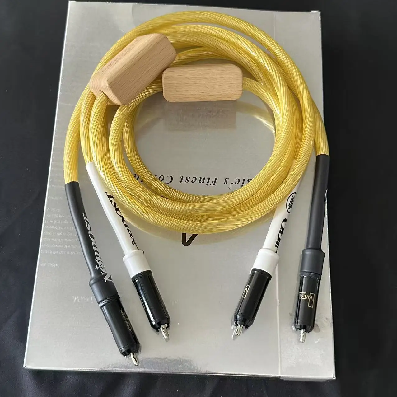 2-лихозяйственный аудиокабель WBT0152, сигнальный кабель RCA, двойной аудиокабель из стерлингового серебра лотоса, ламповый кабель усилителя компакт-дисков
2-лихозяйственный аудиокабель WBT0152, сигнальный кабель RCA, двойной аудиокабель из стерлингового серебра лотоса, ламповый кабель усилителя компакт-дисков