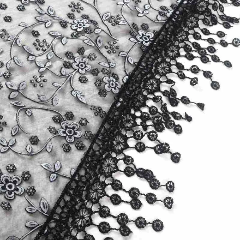 New Breathable Lace Triangle Headscarf Solid Color Head Accessory Floral Embroidery Shawl Embroidered Women's Head Veil
New Breathable Lace Triangle Headscarf Solid Color Head Accessory Floral Embroidery Shawl Embroidered Women's Head Veil