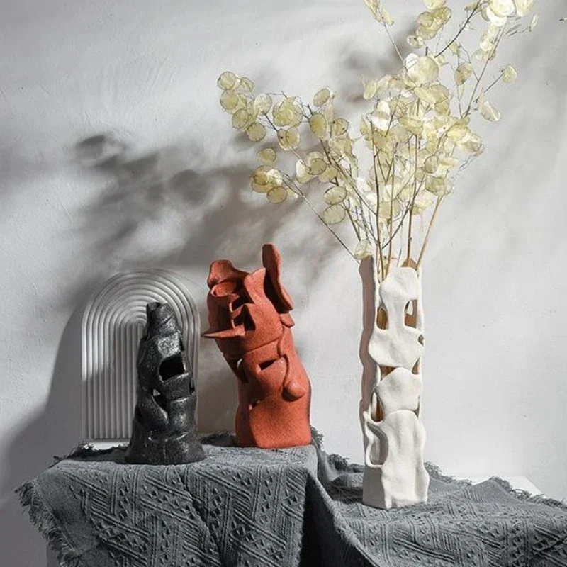Ceramic Vase Irregular Stone Mountain Cut-out Flower Arrangement Accessories Porcelain Handicraft Ornaments Home Decoration
Ceramic Vase Irregular Stone Mountain Cut-out Flower Arrangement Accessories Porcelain Handicraft Ornaments Home Decoration