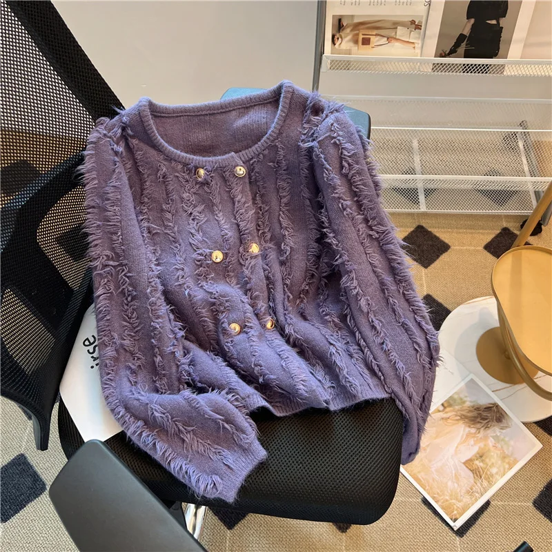 Women's Autumn Winter New Fashionable Unique Long sleeved Sweater Fragrant Flowing Sweet Knitted Cardigan Coat
Women's Autumn Winter New Fashionable Unique Long sleeved Sweater Fragrant Flowing Sweet Knitted Cardigan Coat