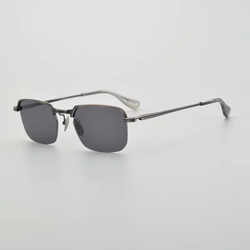 Fashionable Simple Men Sunglasses Gradient Fashion Half-frame Square Glasses and Women Sunglasses for Cycling and Traveling
Fashionable Simple Men Sunglasses Gradient Fashion Half-frame Square Glasses and Women Sunglasses for Cycling and Traveling