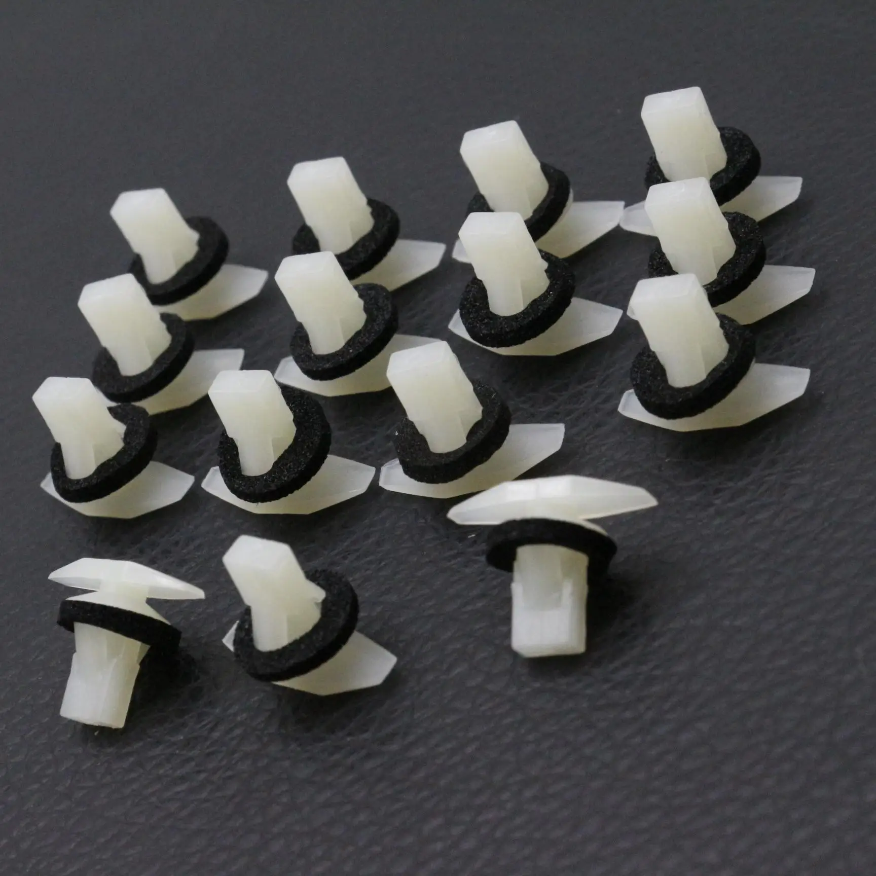 15 pcs Door Weather Strip Retainer Clip With 91530-ST5-003 Fasteners Fit For Civic Element Odyssey Pilot Ridgeline 1996–2007
15 pcs Door Weather Strip Retainer Clip With 91530-ST5-003 Fasteners Fit For Civic Element Odyssey Pilot Ridgeline 1996–2007