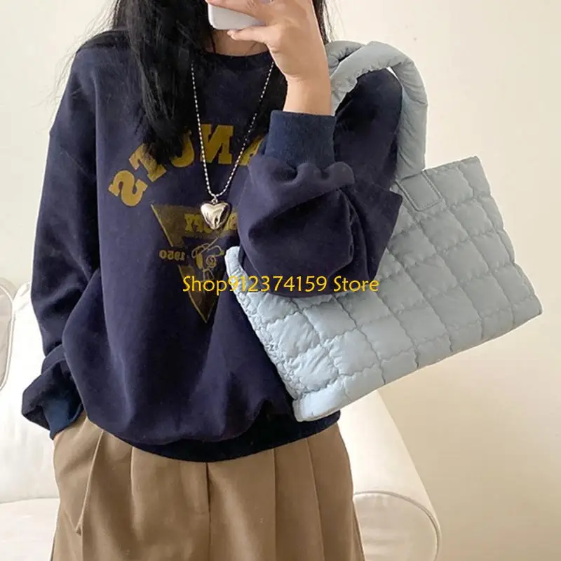 G5AE Lightweight Nylon Handbag With Unique Quilted Designs Shoulder Bag for Women
G5AE Lightweight Nylon Handbag With Unique Quilted Designs Shoulder Bag for Women