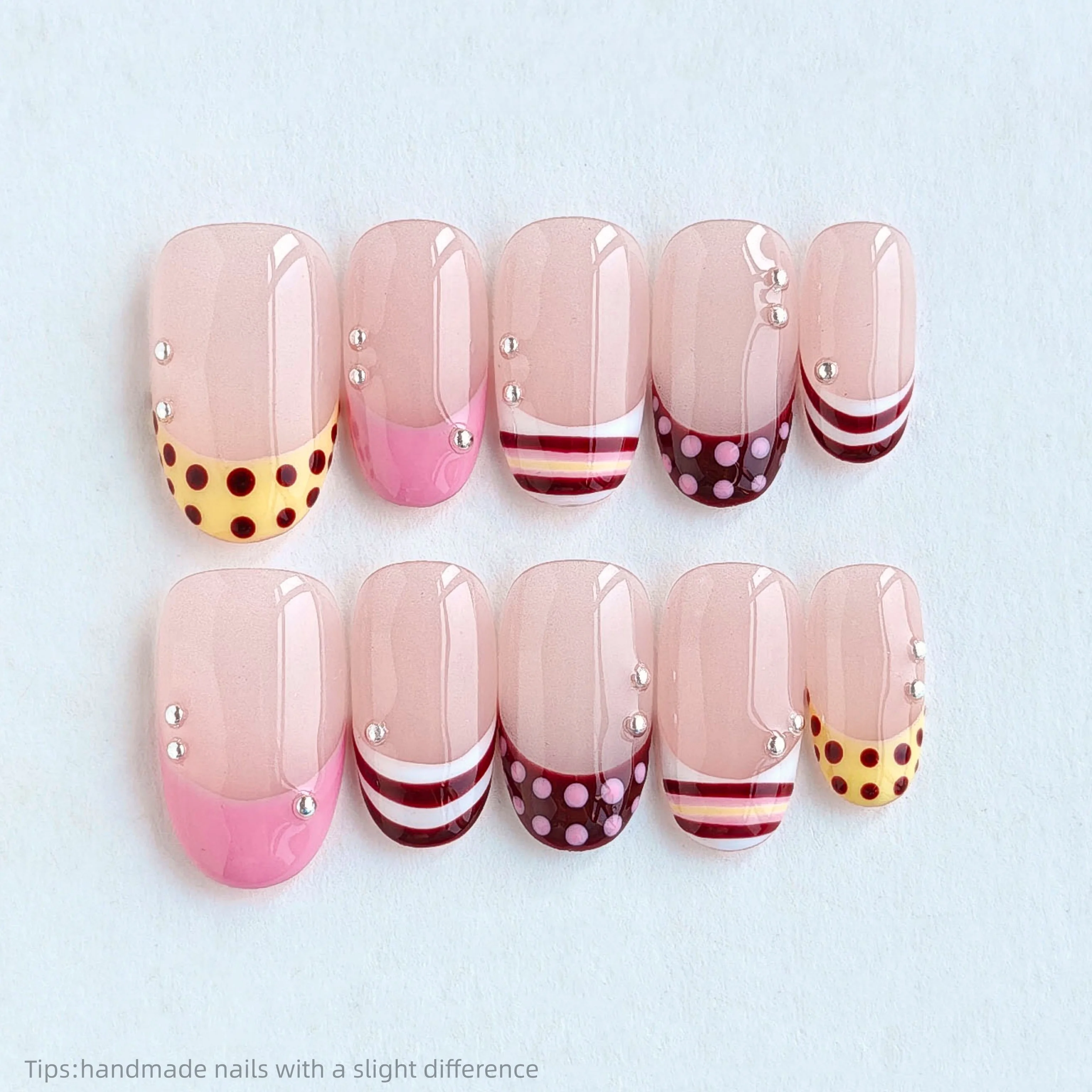 10pcs Handmade Pink French Polka Dot Stripe Press On Nails Short Oval Sweet Cute Fake Nails Silver Bead Decor False Nails
10pcs Handmade Pink French Polka Dot Stripe Press On Nails Short Oval Sweet Cute Fake Nails Silver Bead Decor False Nails